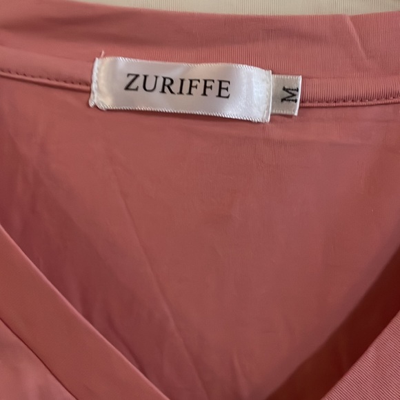 ZURIFFE Solid Babydoll Tee V Neck Short Sleeve New no Tag Size Medium - Picture 3 of 9